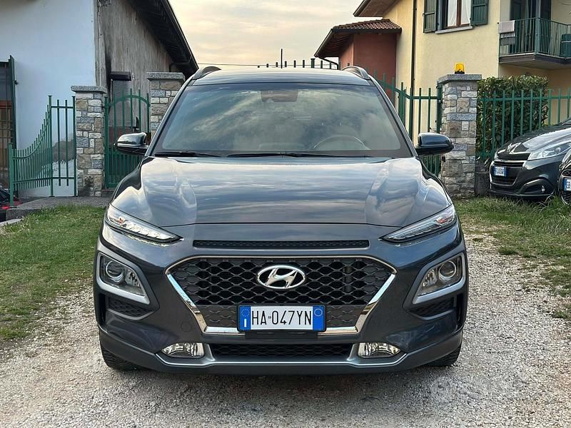 Usata Hyundai Kona Xpossible 116 CV (85 kW) 2020 Grigio SUV