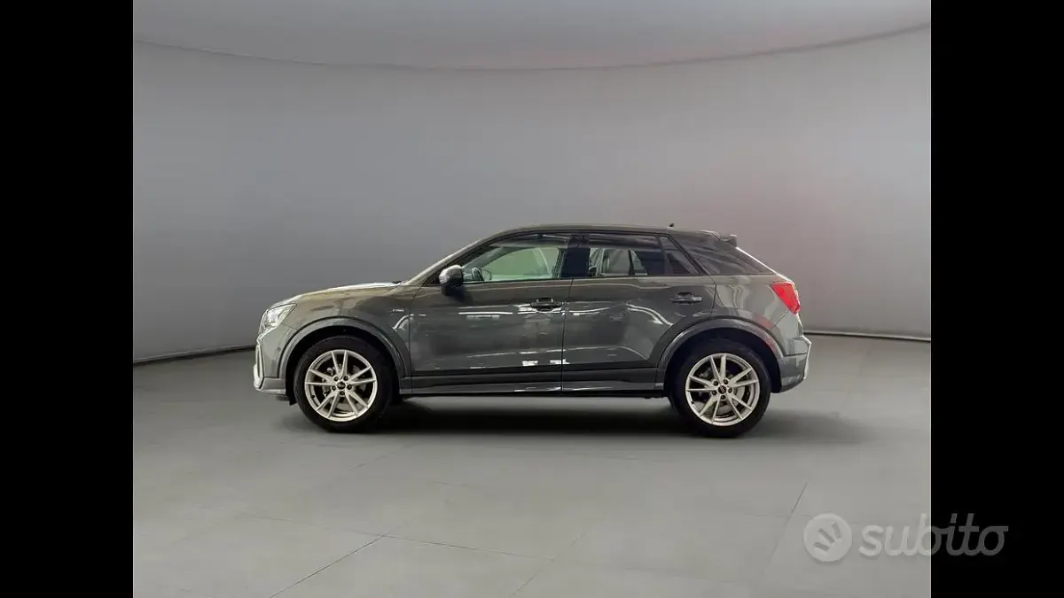 Usata Audi Q2 S-Line 150 CV (110 kW) 2025 Grigio SUV