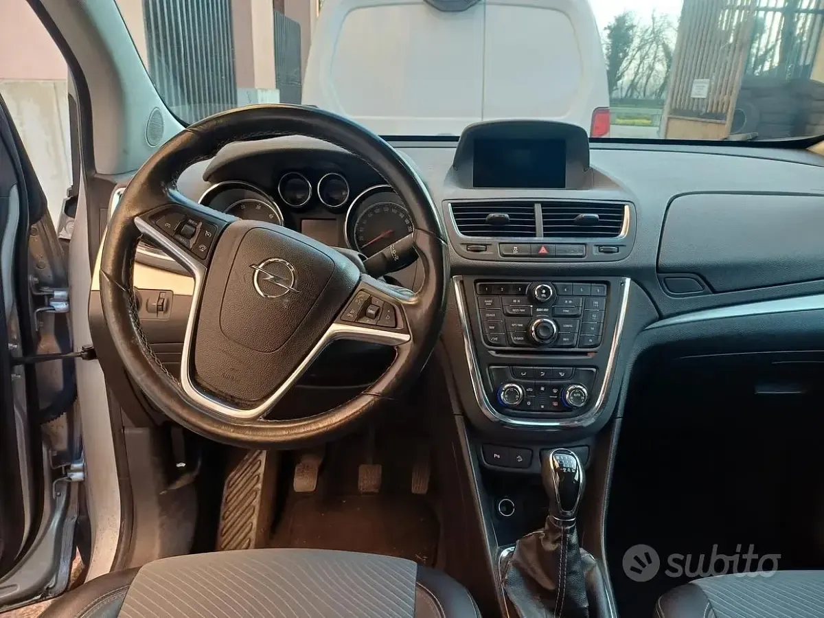 Usata Opel Mokka 131 CV (96 kW) 2013 Grigio SUV