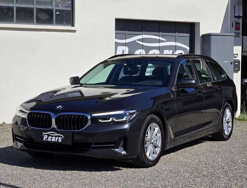Grigio Usata 2020 BMW 530 Station wagon | 24.550 € (Super prezzo) - Immagine 1/4