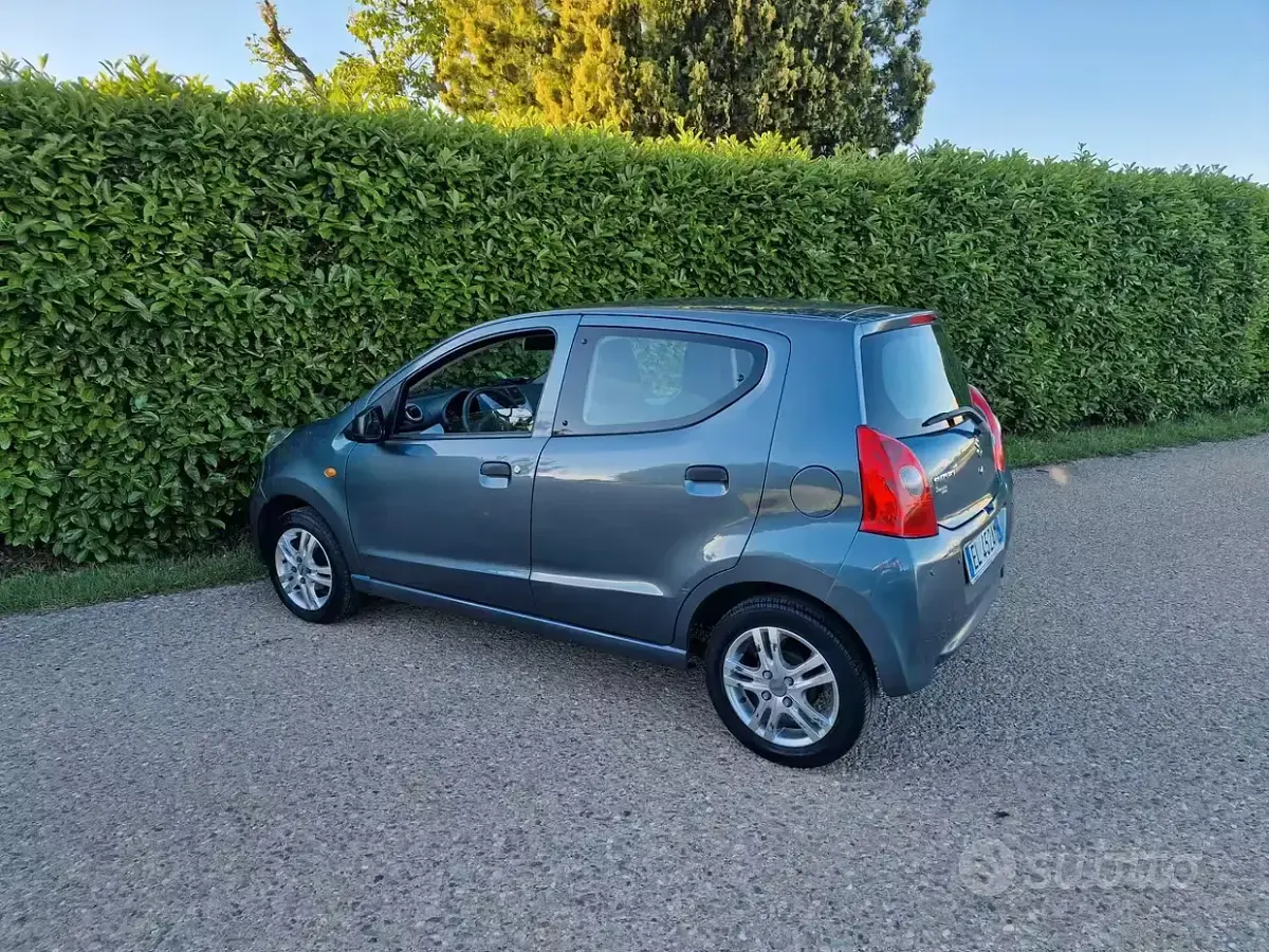 Second-hand Suzuki Alto GL 68 CP (50 kW) 2012 Gri Hatchback