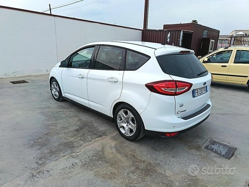 Usata Ford C-MAX 120 CV (88 kW) 2015 Monovolume