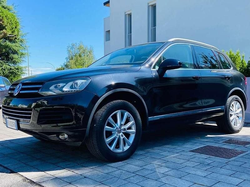 Usata VW Touareg 245 CV (180 kW) 2013 Nero SUV