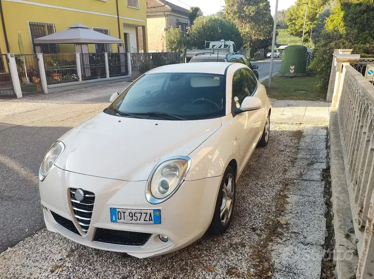 Usata Alfa Romeo MiTo 120 CV (88 kW) 2009 Bianco Utilitaria