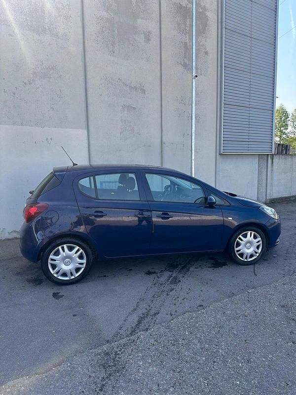 Usata Opel Corsa 89 CV (65 kW) 2016 Blu Utilitaria