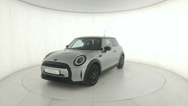 Grigio Usata 2024 Mini Cooper Classic Utilitaria | 24.400 € (Buon prezzo) - Immagine 1/4