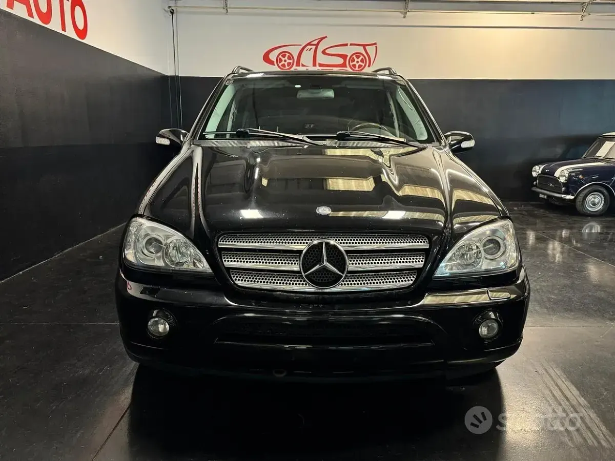 Usata Mercedes ML55 AMG AMG 347 CV (255 kW) 2001 Nero SUV