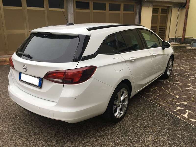 Usata Opel Astra Business Elegance 105 CV (77 kW) 2020 Bianco Station wagon