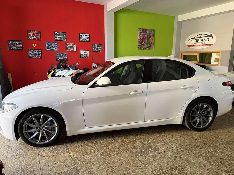 Usata Alfa Romeo Giulia Super 150 CV (110 kW) 2018 Other Berlina