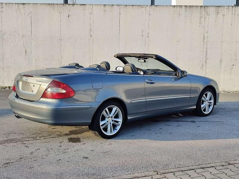 Usata Mercedes CLK200 Avantgarde 163 CV (119 kW) 2006 Grigio Cabrio