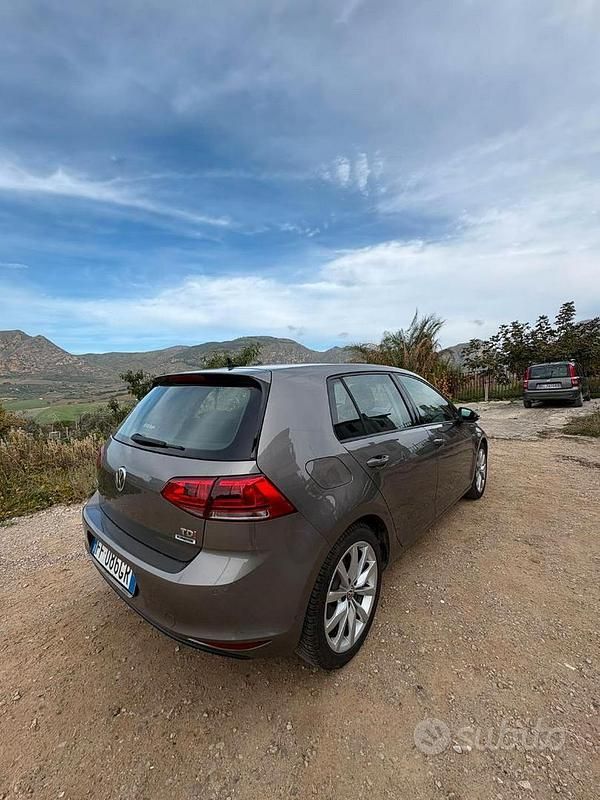 Usata VW Golf VII 110 CV (80 kW) 2016 Grigio Berlina