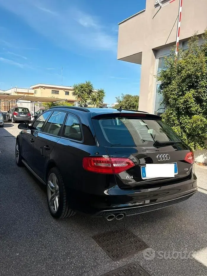 Usata Audi A4 Advanced 190 CV (139 kW) 2015 Nero Station wagon