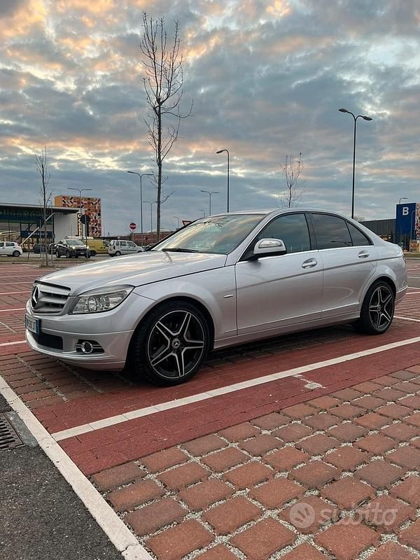 Usata Mercedes C220 2007 Grigio Berlina