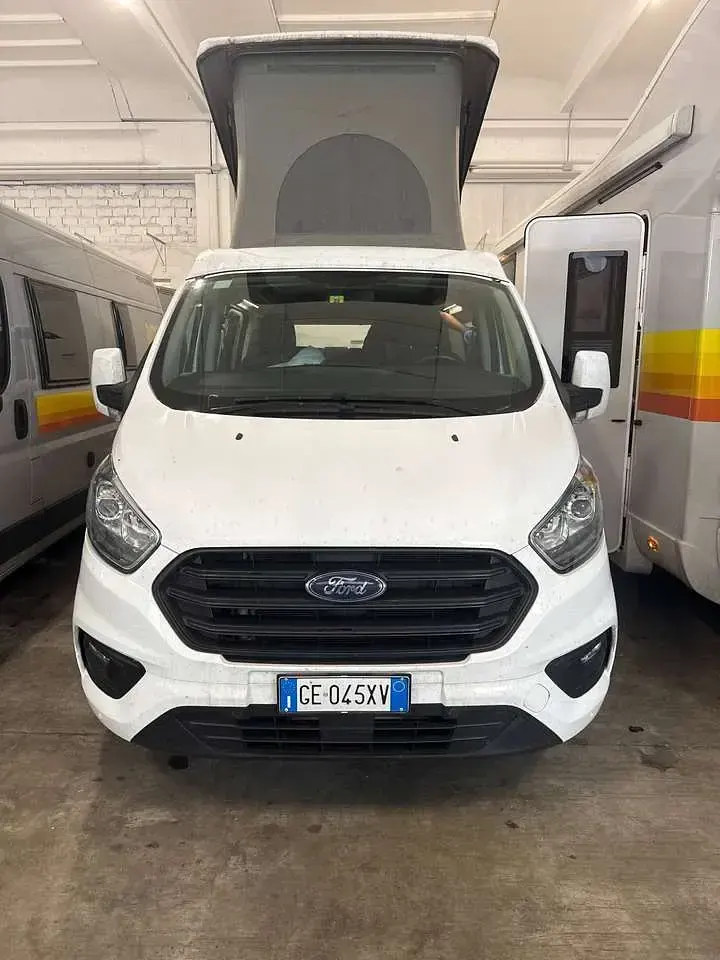 Usata Ford Sierra 131 CV (96 kW) 2022 Bianco Furgone