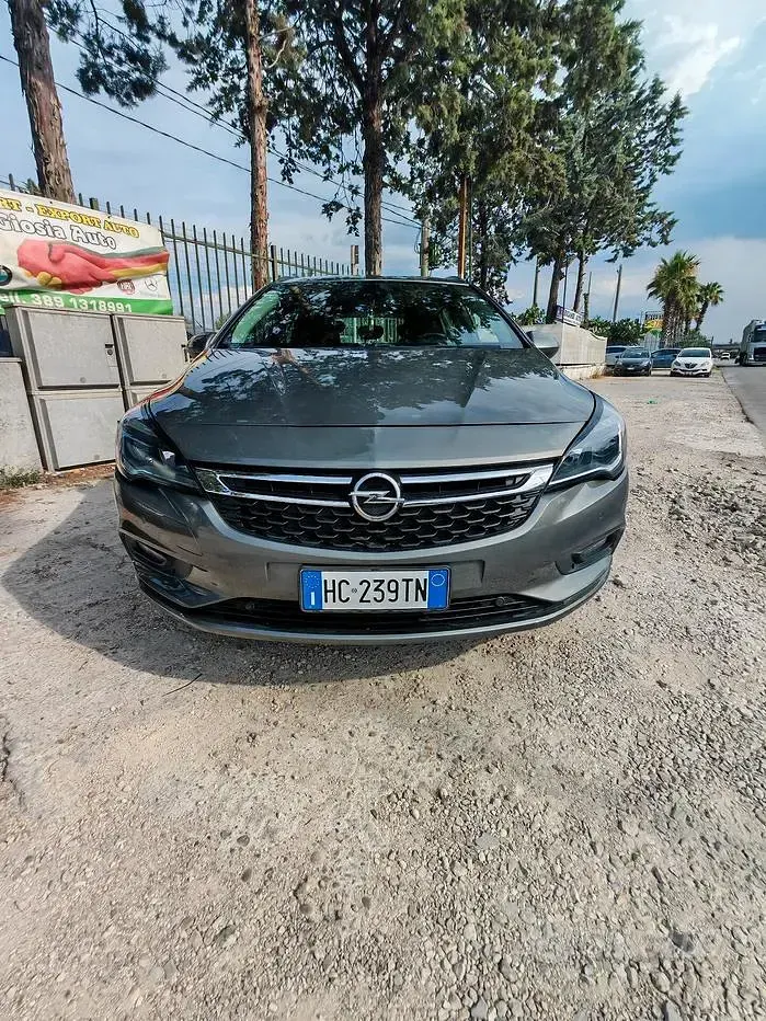 Usata Opel Astra Innovation 110 CV (80 kW) 2017 Marrone Station wagon