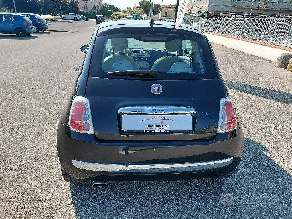 Usata Fiat 500 Lounge 69 CV (50 kW) 2014 Nero Utilitaria