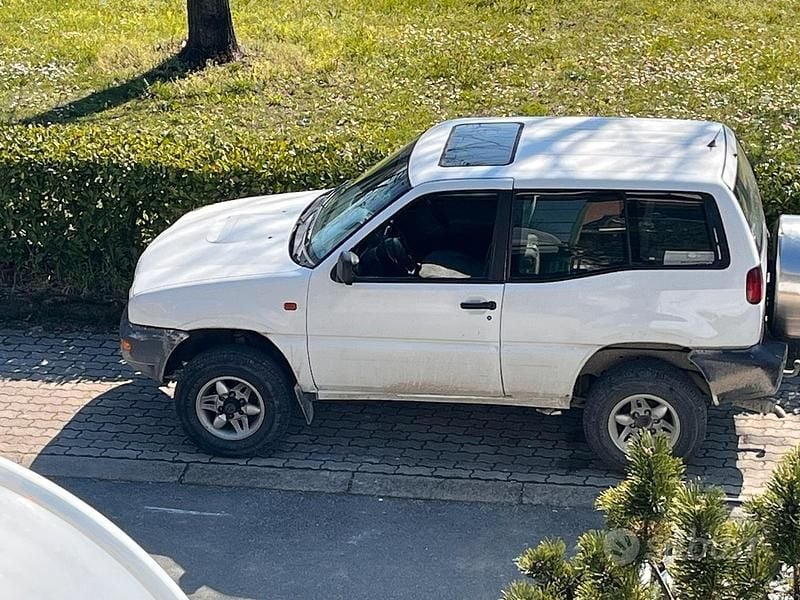 Usata Nissan Terrano 1996 Bianco SUV