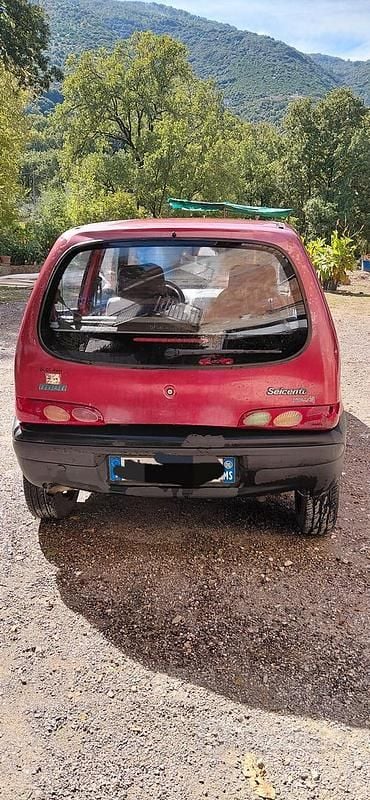 Rosso Usata 2000 Fiat 600 Due volumi | 700 € (Super prezzo) - Immagine 1/4