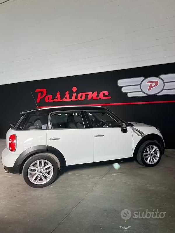 Usata Mini Cooper Countryman 122 CV (89 kW) 2010 Bianco SUV