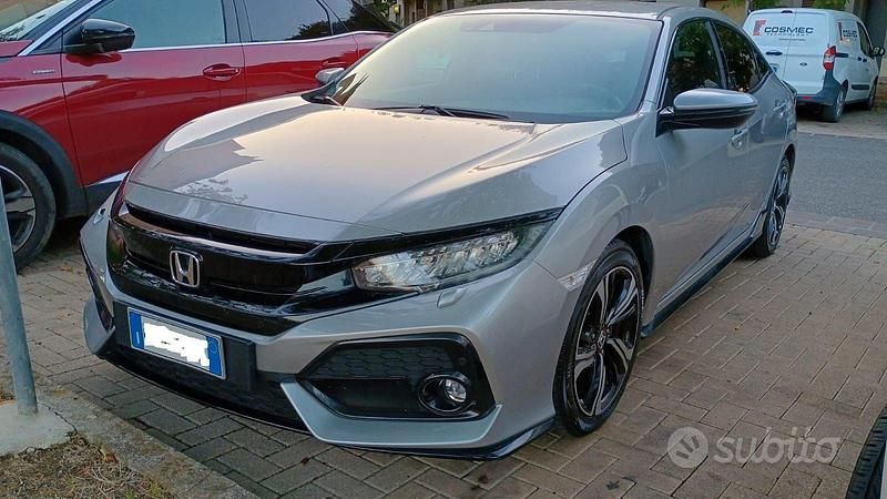 Grigio Usata 2018 Honda Civic Sport Berlina | 20.000 € (Buon prezzo) - Immagine 1/4