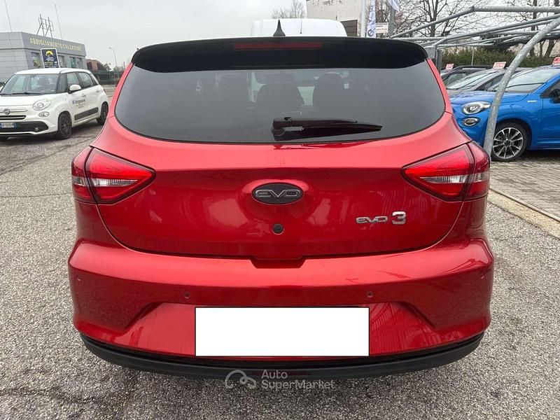 Usata EVO Evo 3 113 CV (83 kW) 2022 Rosso SUV