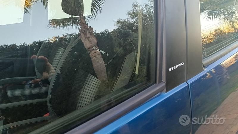 Usata Dacia Duster Stepway 90 CV (66 kW) 2018 Blu SUV