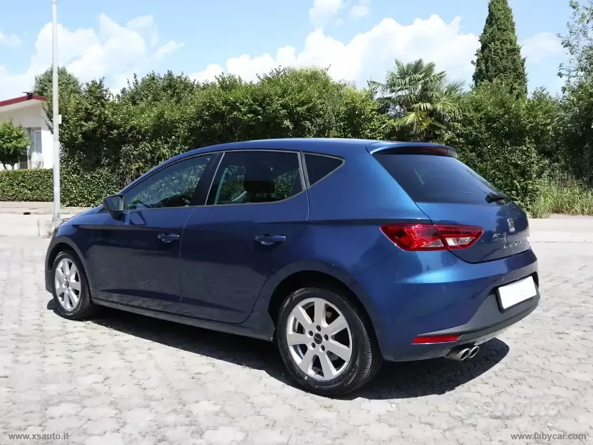 Usata Seat Leon FR 184 CV (135 kW) 2016 Blu/azzurro Berlina