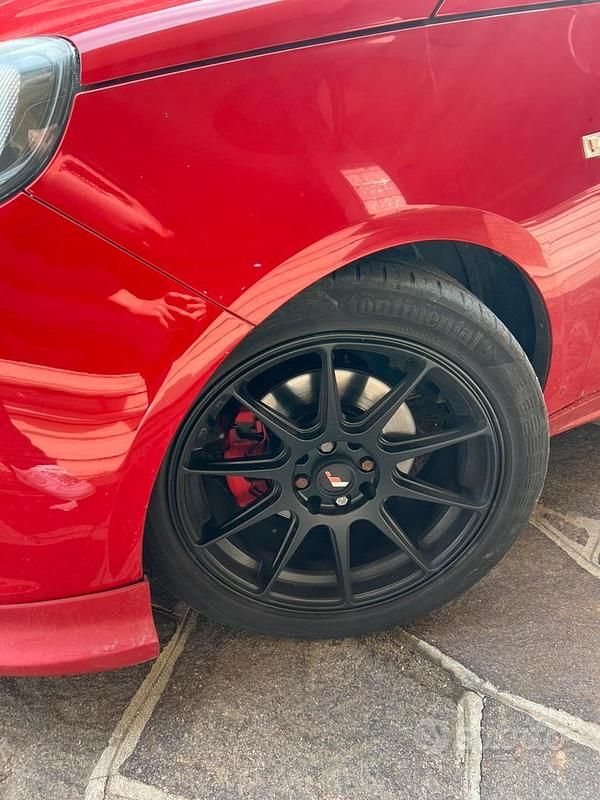 Usata Opel Adam 130 CV (95 kW) 2015 Rosso Utilitaria