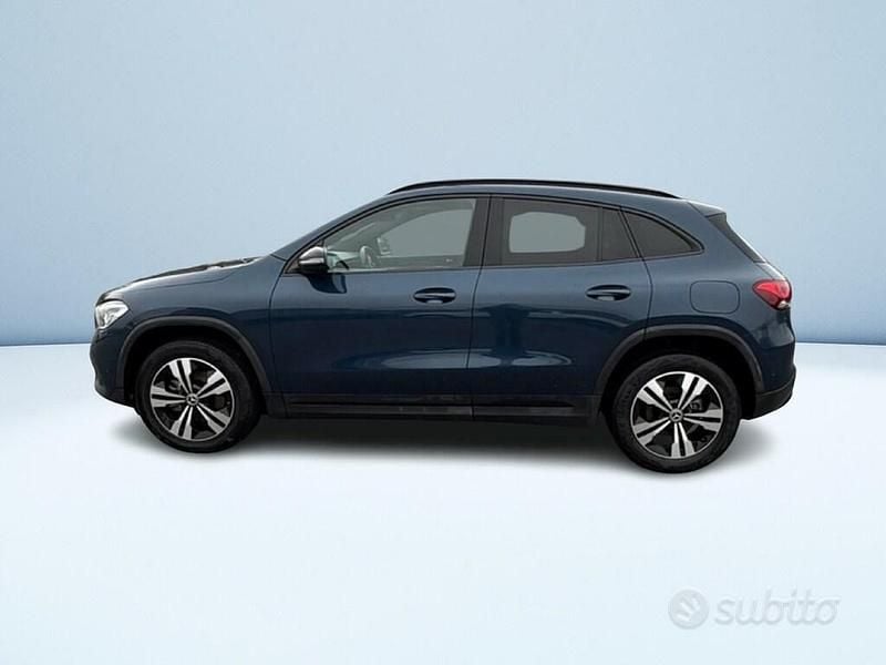 Usata Mercedes GLA200 150 CV (110 kW) 2021 Blu SUV