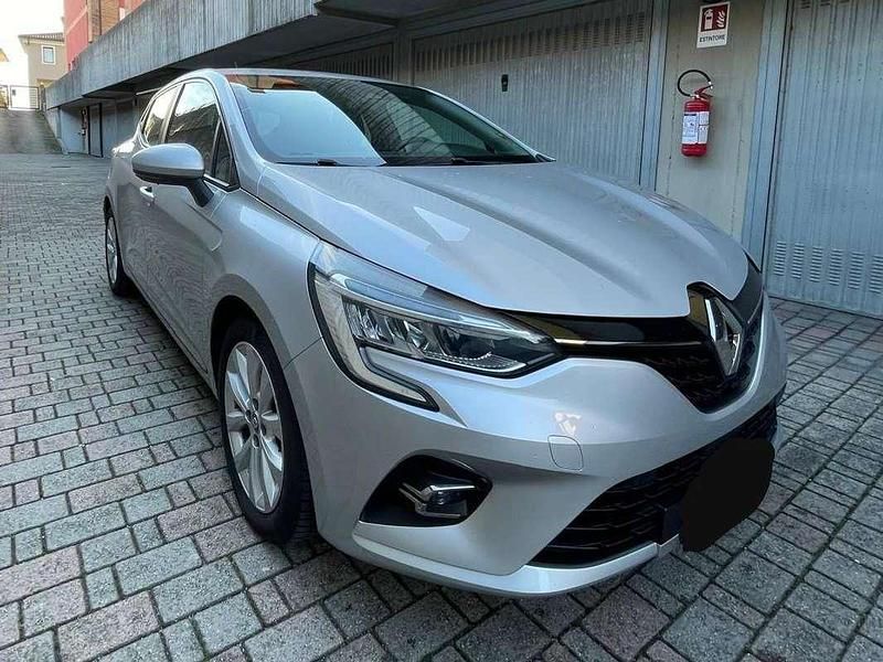 Usata Renault Clio V Business 86 CV (63 kW) 2020 Argento Berlina