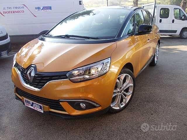 Usata Renault Scénic IV 150 CV (110 kW) 2019 Monovolume