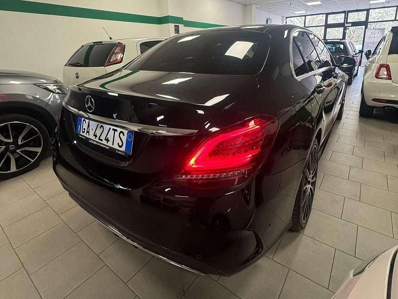 Usata Mercedes C300 Premium 245 CV (180 kW) 2020 Nero Berlina