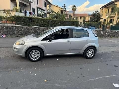 Usata Fiat Punto Evo 95 CV (69 kW) 2013 Grigio Utilitaria