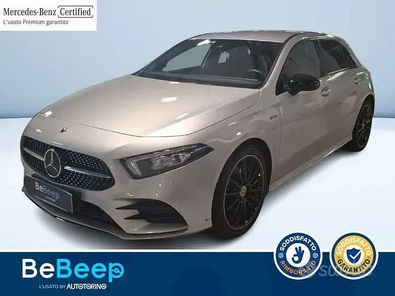 Usata Mercedes A250 Premium 217 CV (159 kW) 2021 Grigio Berlina
