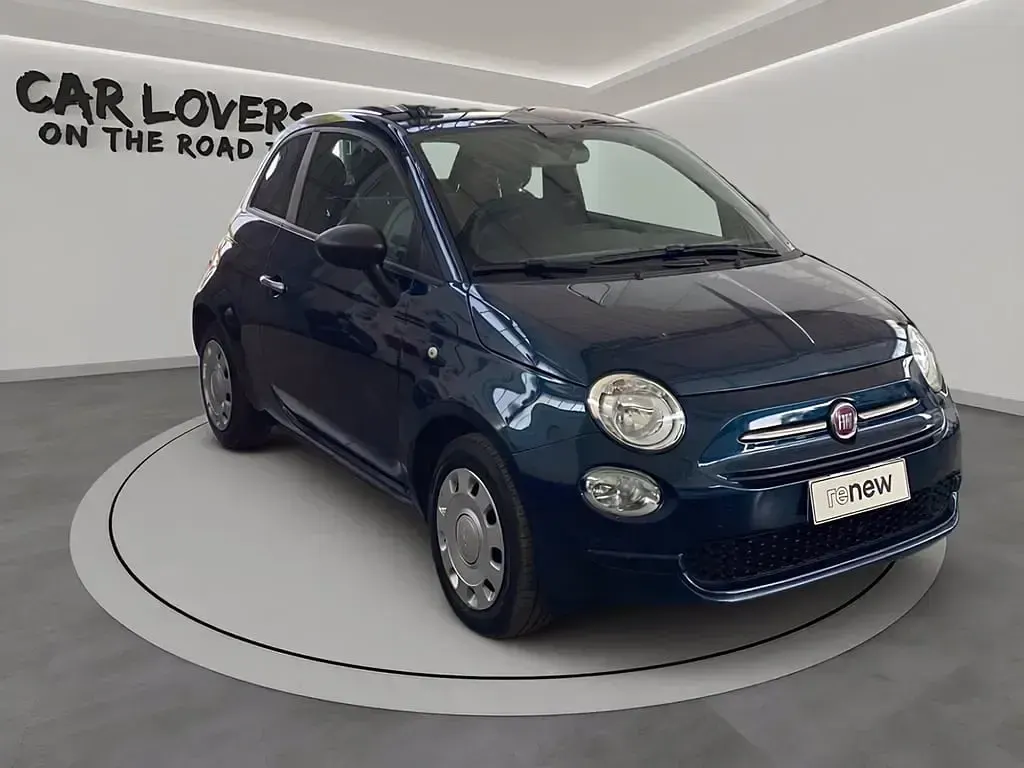 Usata Fiat 500 70 CV (51 kW) 2024 Blu scuro Utilitaria