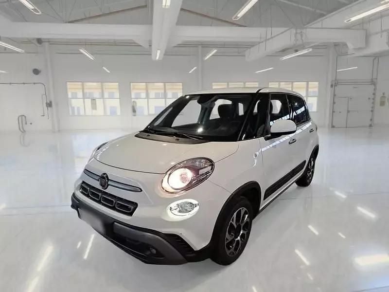 Bianco Usata 2021 Fiat 500L Cross Monovolume | 16.750 € (Molto cara) - Immagine 1/4
