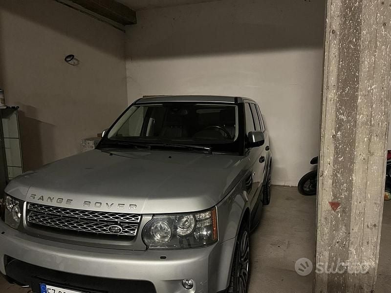 Usata Land Rover Range Rover 272 CV (200 kW) 2010 Grigio SUV