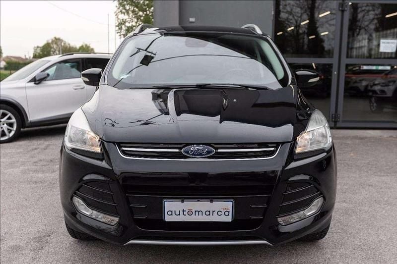 Usata Ford Kuga Titanium 120 CV (88 kW) 2016 Grigio SUV