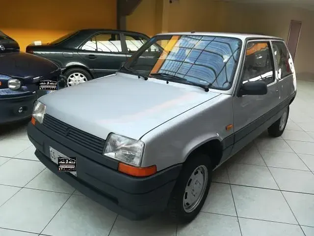 Usata Renault Super 5 67 CV (49 kW) 1987 Argento Utilitaria
