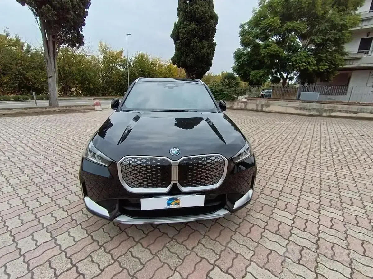 Usata BMW iX1 Comfort Edition 67 kW (92 CV) 2024 Nero SUV