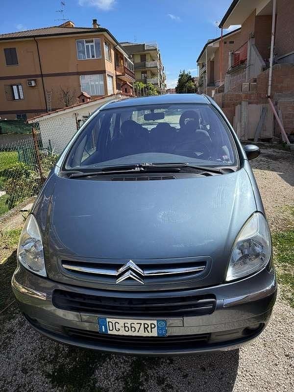 Usata Citroën Xsara Picasso Elegance 110 CV (80 kW) 2007 Grigio Monovolume