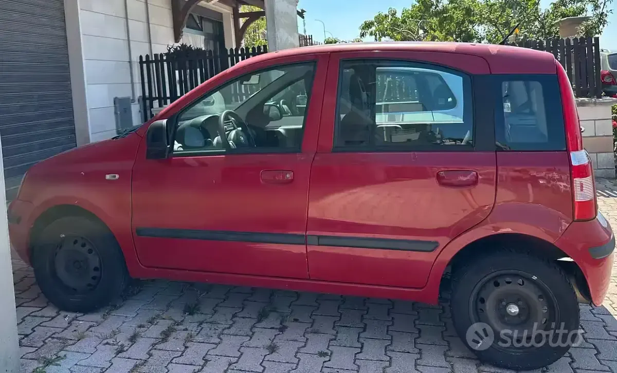 Usata Fiat Panda 54 CV (39 kW) 2009 Rosso Utilitaria