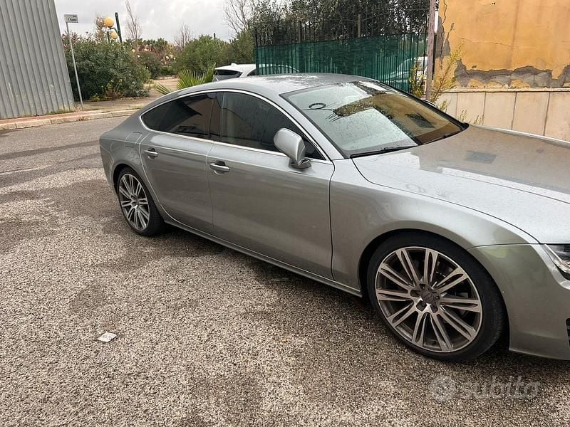 Usata Audi A7 245 CV (180 kW) 2012 Grigio Utilitaria