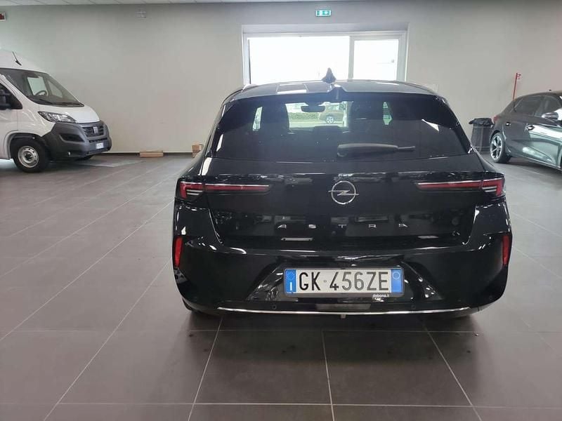 Usata Opel Astra Business Elegance 131 CV (96 kW) 2022 Nero Berlina