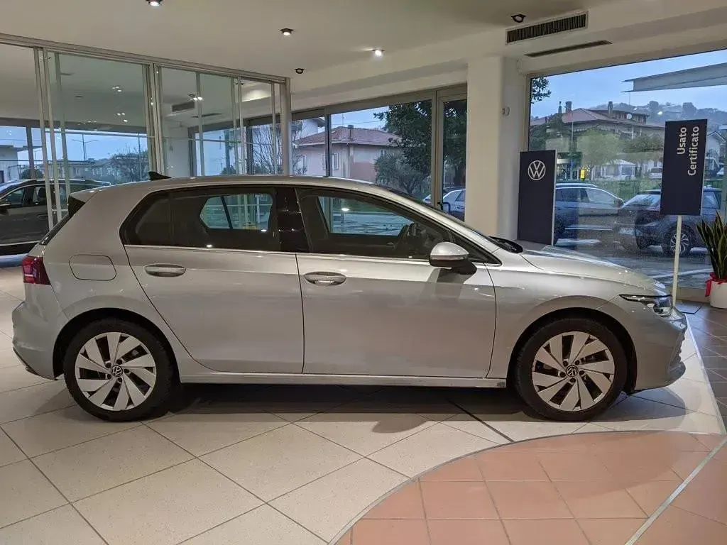 Occasion VW Golf VIII Style 150 ch (110 kW) 2025 Gris