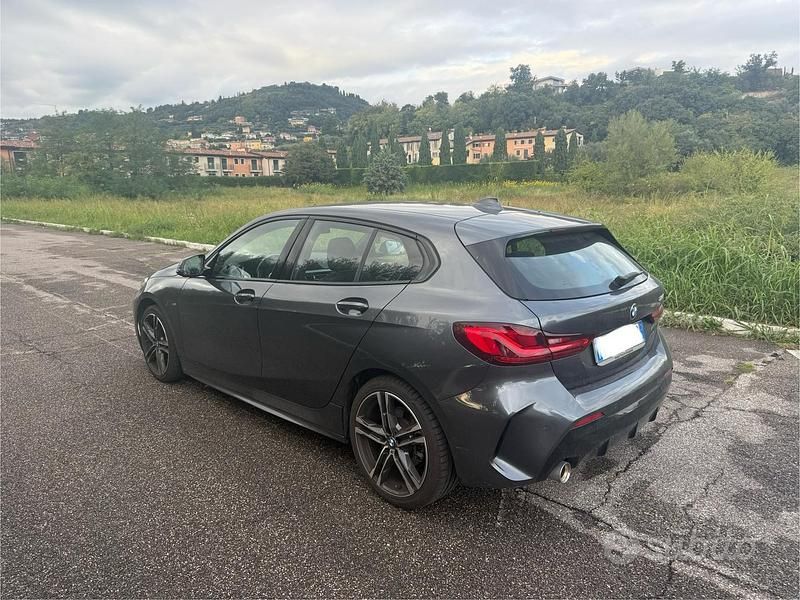 Usata BMW 118 M Sport 136 CV (100 kW) 2020 Grigio Utilitaria