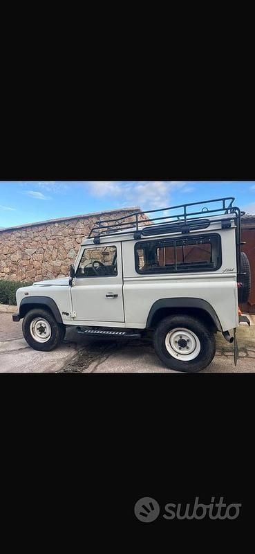 Usata Land Rover Defender 122 CV (89 kW) 2006 Bianco Station wagon