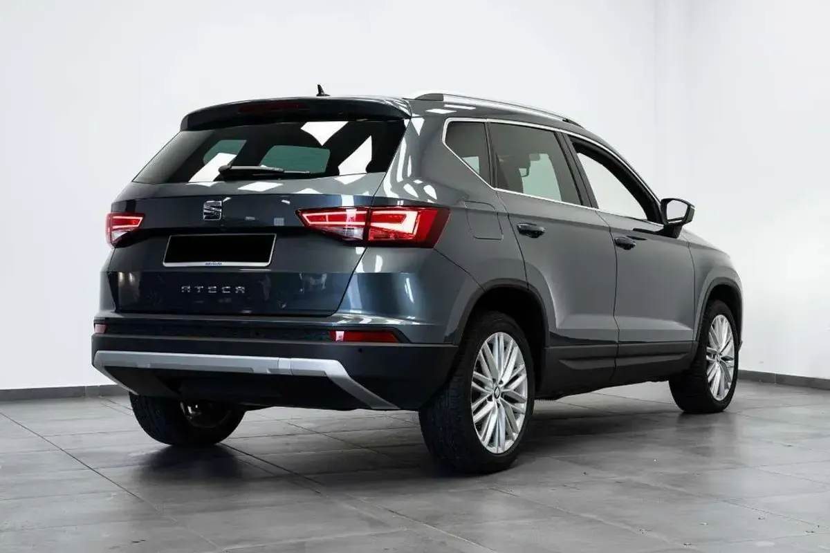 Usata Seat Ateca XCELLENCE 116 CV (85 kW) 2019 Grigio SUV