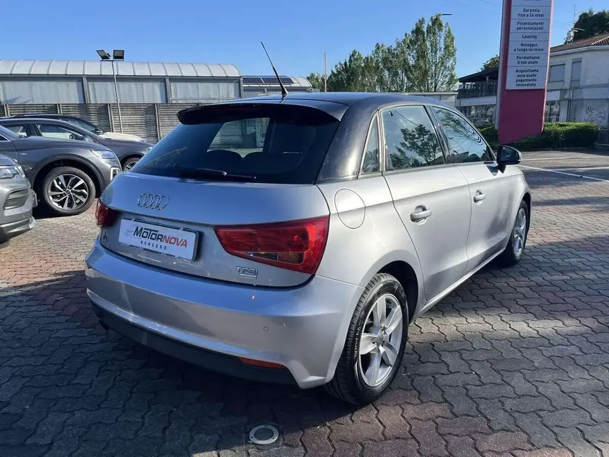 Usata Audi A1 Sportback 95 CV (69 kW) 2018 Argento Utilitaria