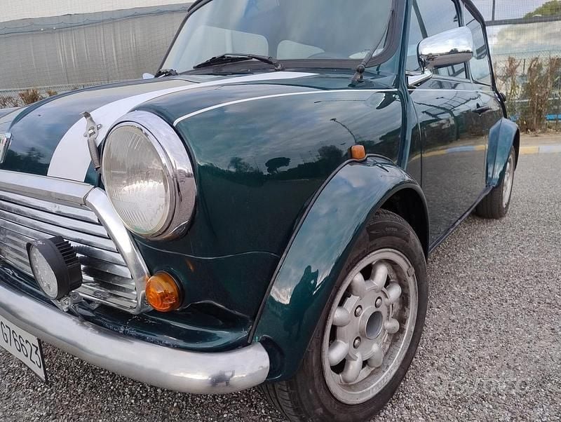 Usata Rover Mini 50 CV (36 kW) 1993 Verde Berlina
